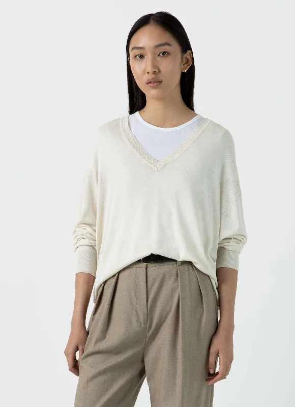 Women's Relaxed Mulberry Silk V-neck Jumper in Ecru