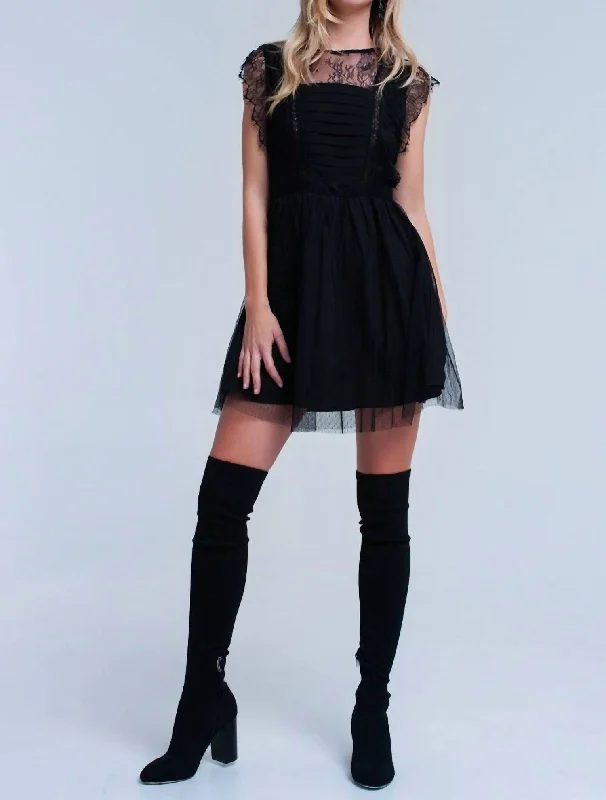 Lace Mini Dress In Black