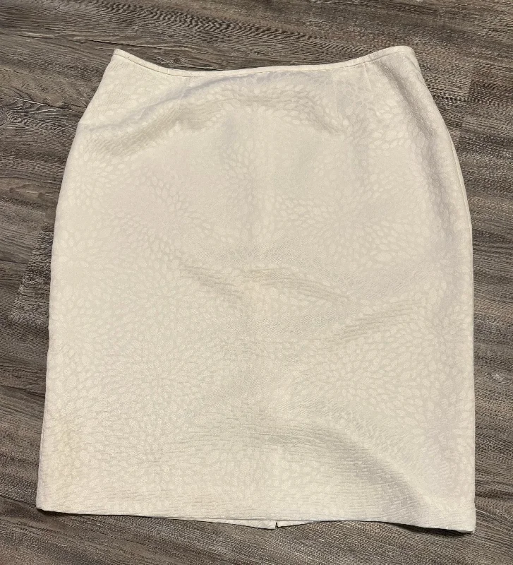 Skirt Mini & Short By Kasper  Size: 14